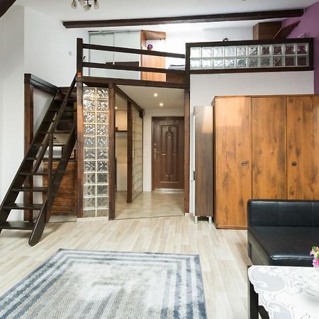 Gorgeous Loft In Perfect Location! Διαμέρισμα Krasków Εξωτερικό φωτογραφία