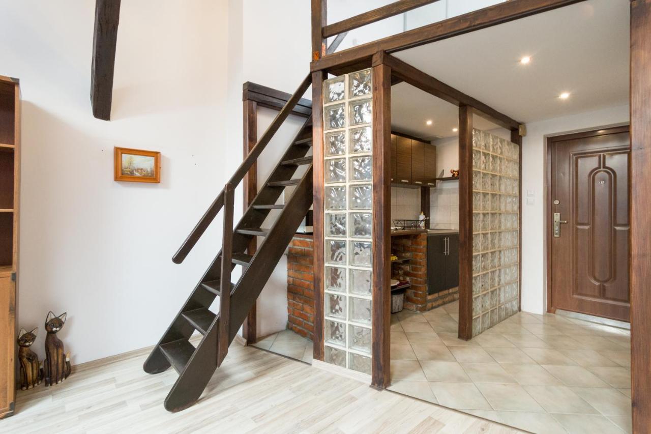 Gorgeous Loft In Perfect Location! Διαμέρισμα Krasków Εξωτερικό φωτογραφία