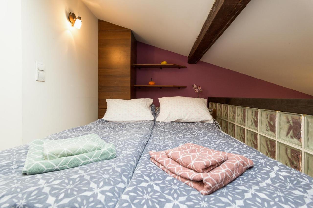 Gorgeous Loft In Perfect Location! Διαμέρισμα Krasków Εξωτερικό φωτογραφία
